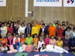 den_s_jogou_v_ostrave_2016_1